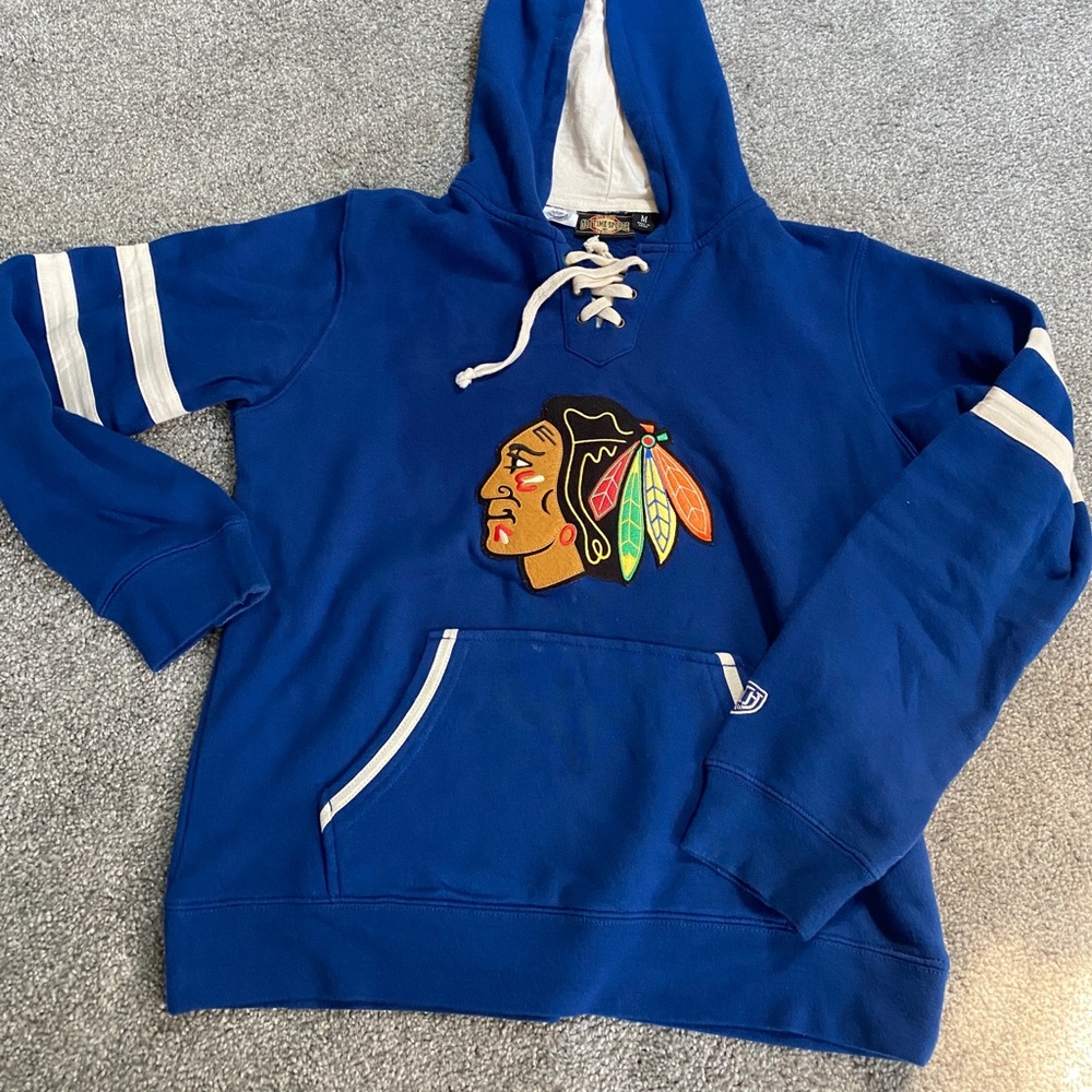 Black hawks hoodie